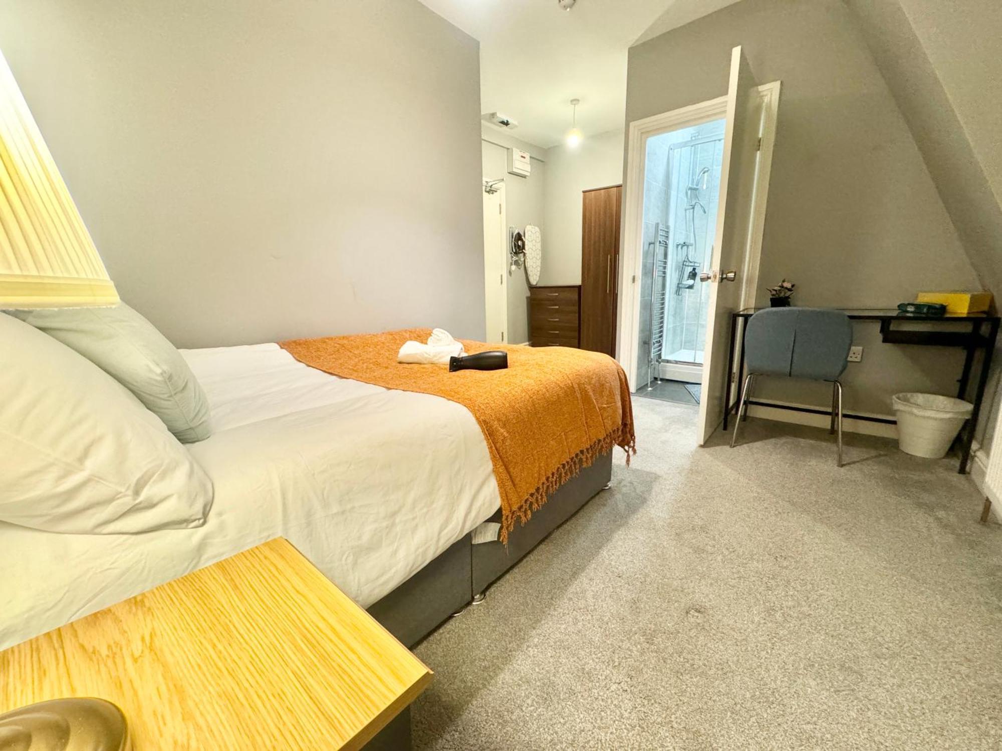Modern En-Suite Rooms By Finsbury Park Station 8 Mins To King'S Cross By Tube ลอนดอน ภายนอก รูปภาพ